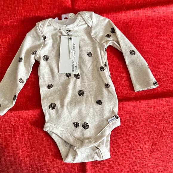 Modern Moments BY GERBER - Picture 3 of 5